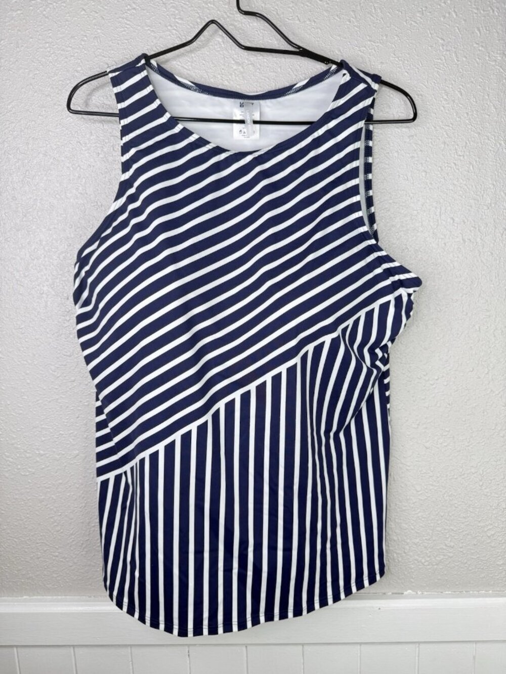 LANDS’ END Tummy Control Tankini Swim Top Size 18DD Blue White Nautical Vacation
